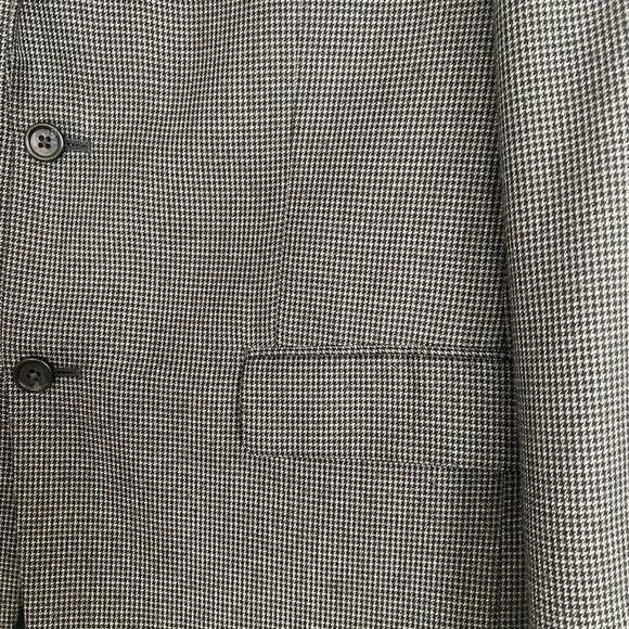 Michael Kors Men’s Classic Fit Black & Cream Houndstooth 2 Button Closure Sz 44L - Picture 3 of 6